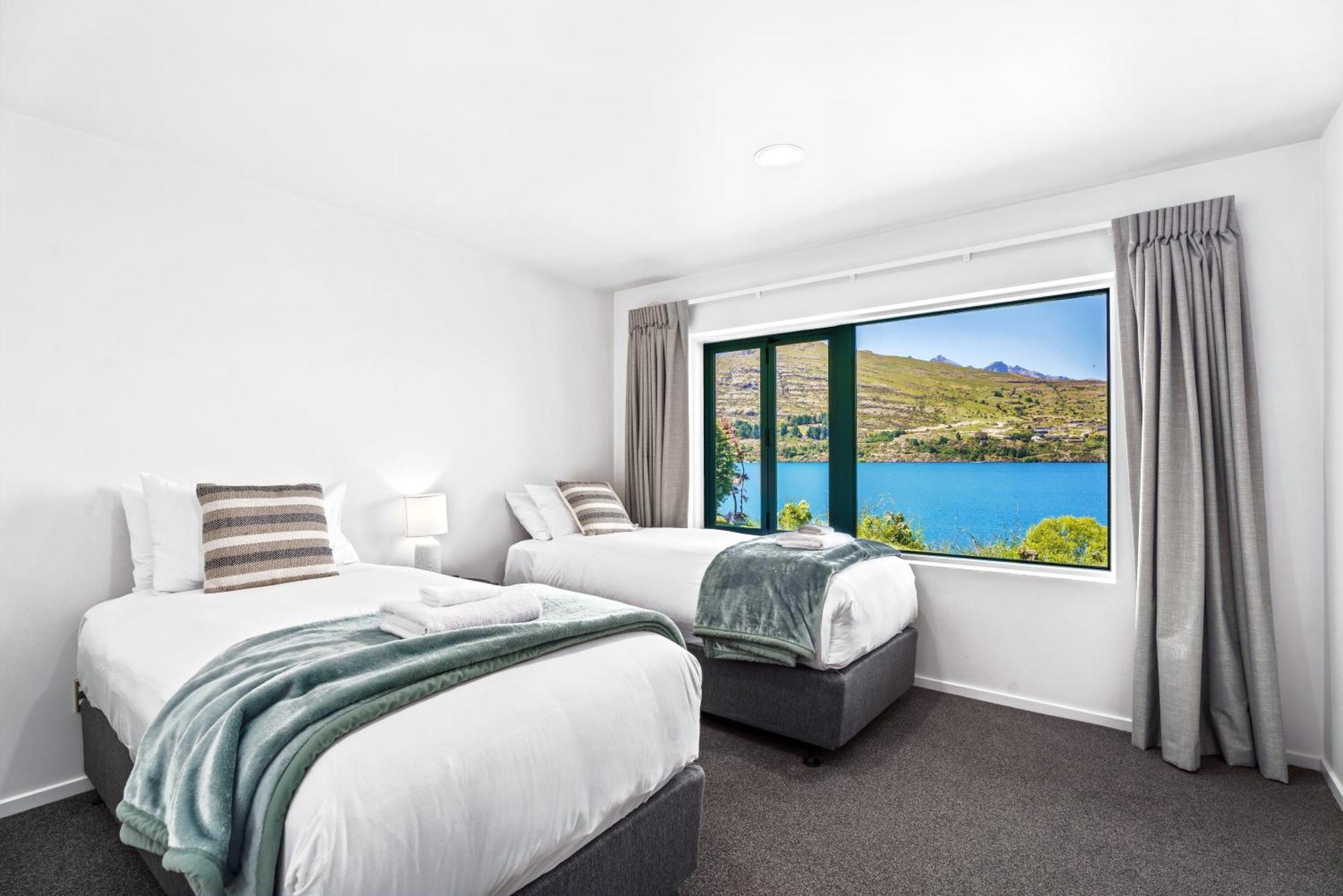 Lakefront Living At Remarkables Retreat - Eight Queenstown Exteriör bild